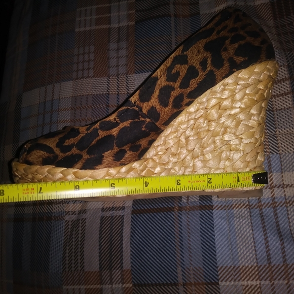 🖤🐆Express Cheetah Wedges🖤 - Picture 5 of 13